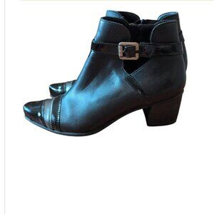 remonte ankle Boots Black Leather Western Boots with 2" Heel zip up Sides